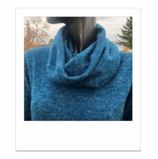 Anyone else out there pleased it’s finally #sweaterweather? We’ll have @supernova.clothing at our show next weekend, and it’s perfect timing for her cowl necked top, like this one in sky blue. You can *almost* hear the leaves crunching… #hellofall